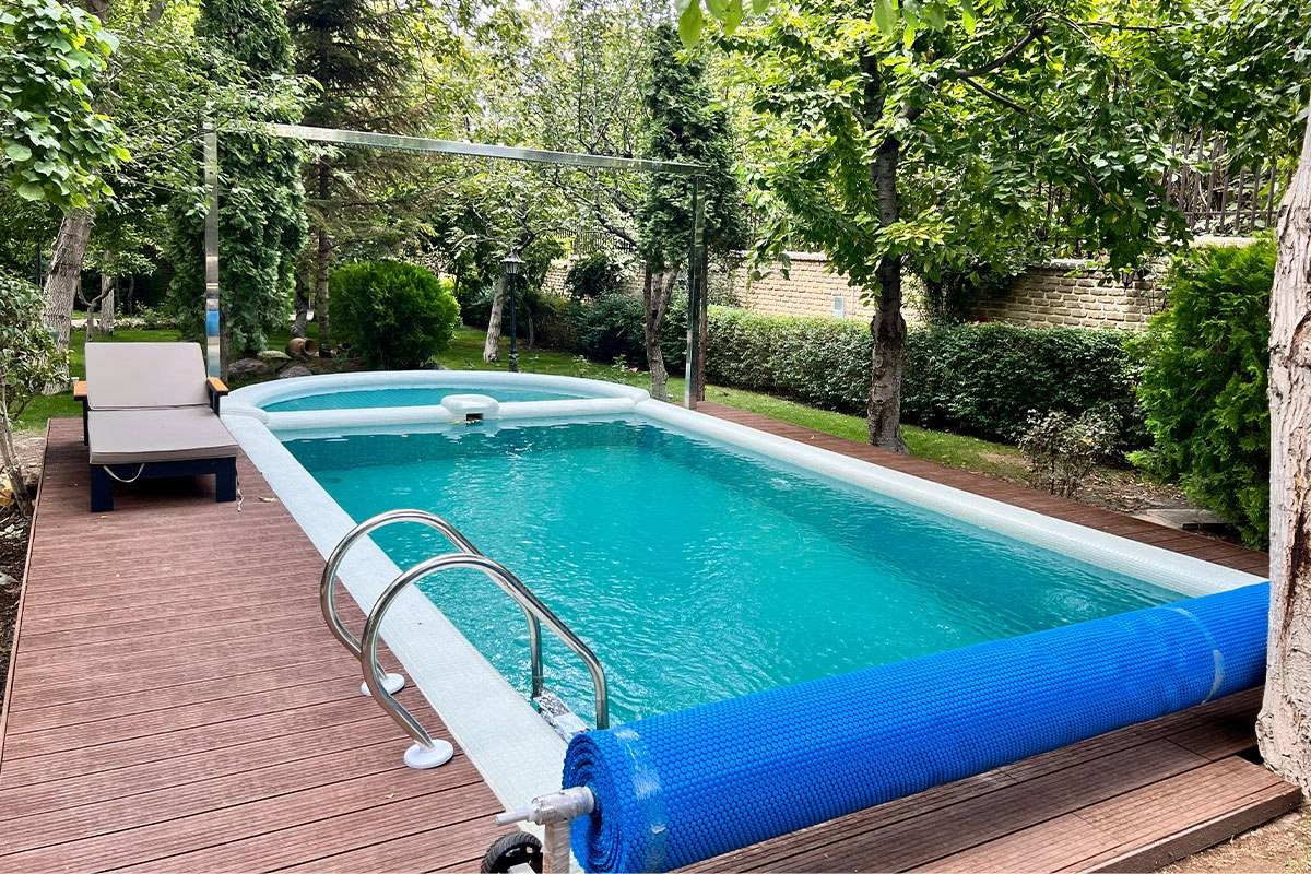 چرا آکام استخر انتخاب مناسبی برای ساخت استخر در تهران است؟